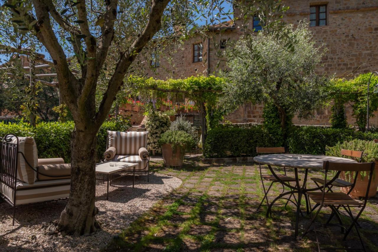 San Quirico dʼOrcia Torre Giardino Segreto B&B- Borgo Capitano Collection - Albergo Diffuso מראה חיצוני תמונה